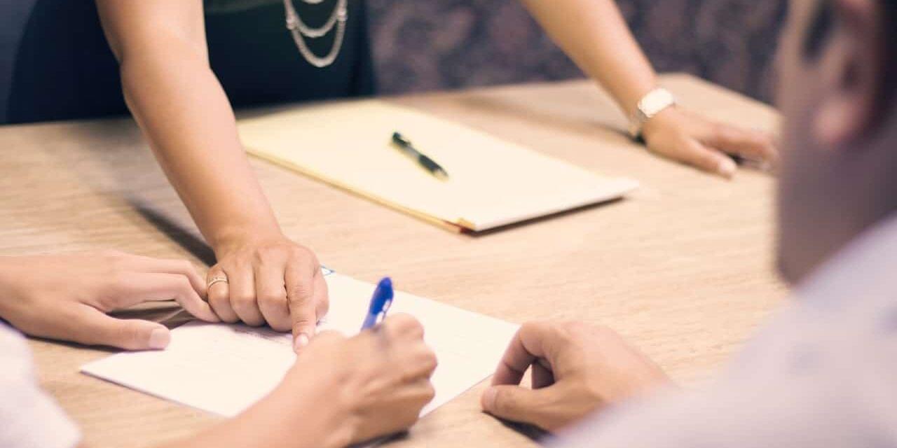 مشاهرة عقدالايجار